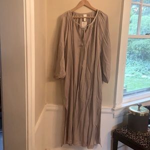 Beautiful NWT H&M Champagne Silky Caftan Dress 2X